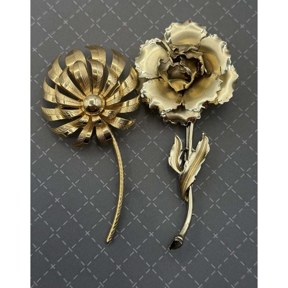 Vintage Long Stem Flower Brooches Lot 2 Gold Tone Pins Dimensional Unsigned
